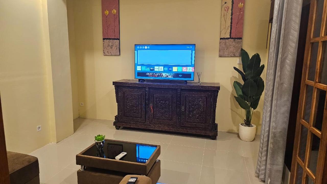 Suci'S Friendly Apartments マタラム エクステリア 写真