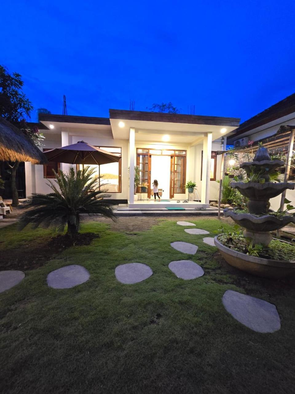 Suci'S Friendly Apartments マタラム エクステリア 写真